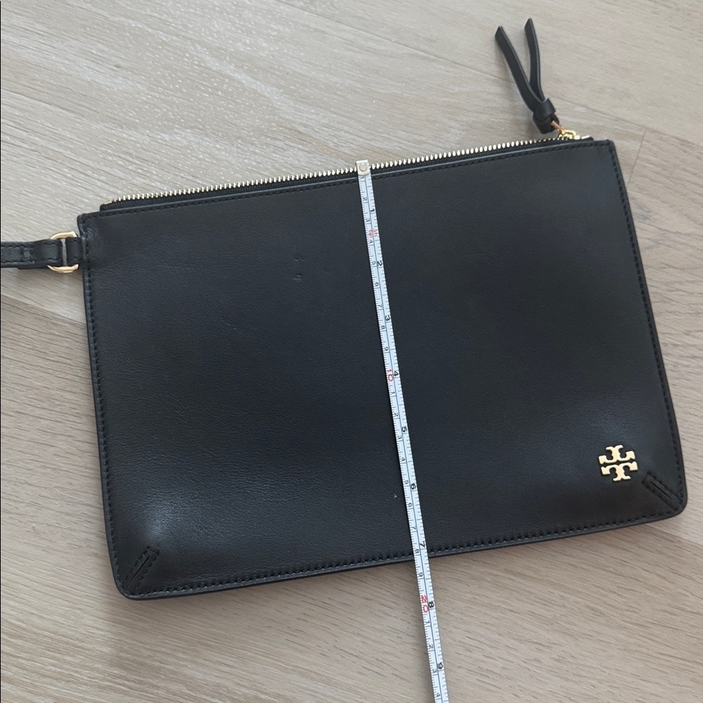 Tory Burch Black Leather Pouch - Picture 5 of 5